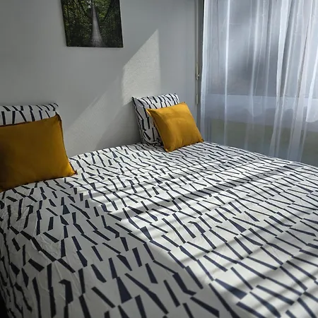 Sejour A 10 Minutes Du Chateau De Versailles Et 20 Minutes De Roland-garros- Votre Avec Lit King Size *